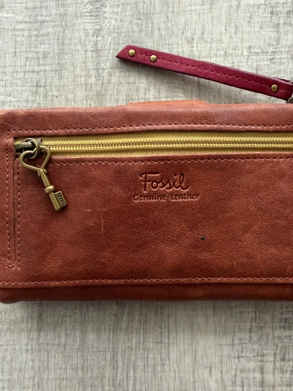Fossil Leather Checkbook Wallet - Picture 4 of 4